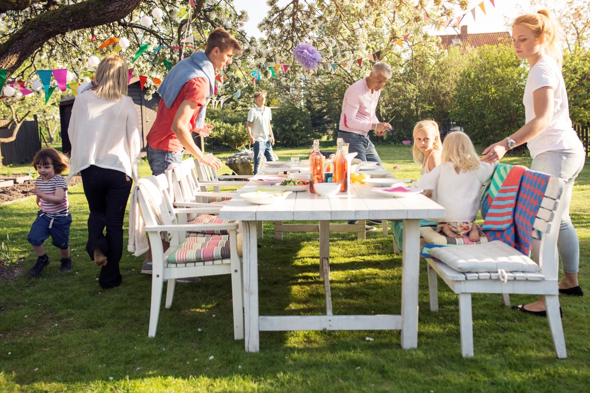 przyjęcie w ogrodzie